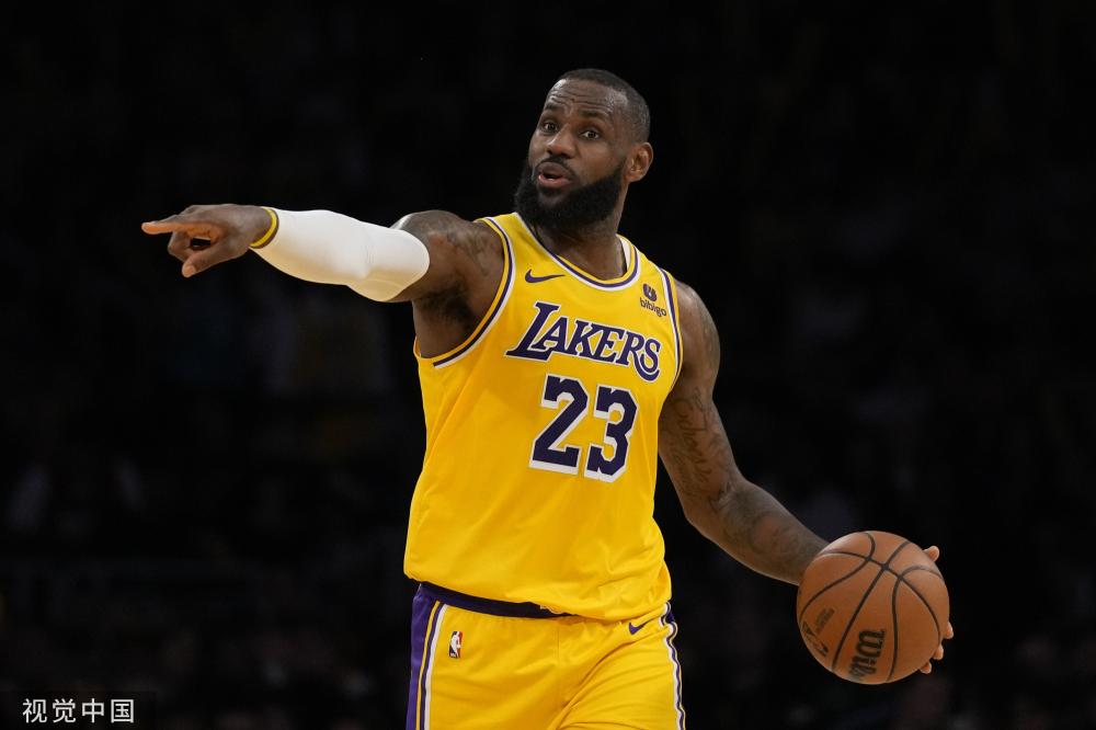 聊个加时 I 暖心登哥拯救恩比德 约老师神勇周琦咋办？