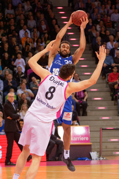 激烈的联赛 激烈的联赛